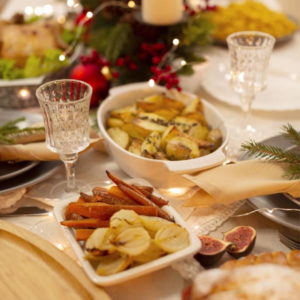 LUNDIS 23 & 30 DÉCEMBRE : OUVERTURES EXCEPTIONNELLES DES HALLES DE RENAISON POUR VOS REPAS DE FÊTES !